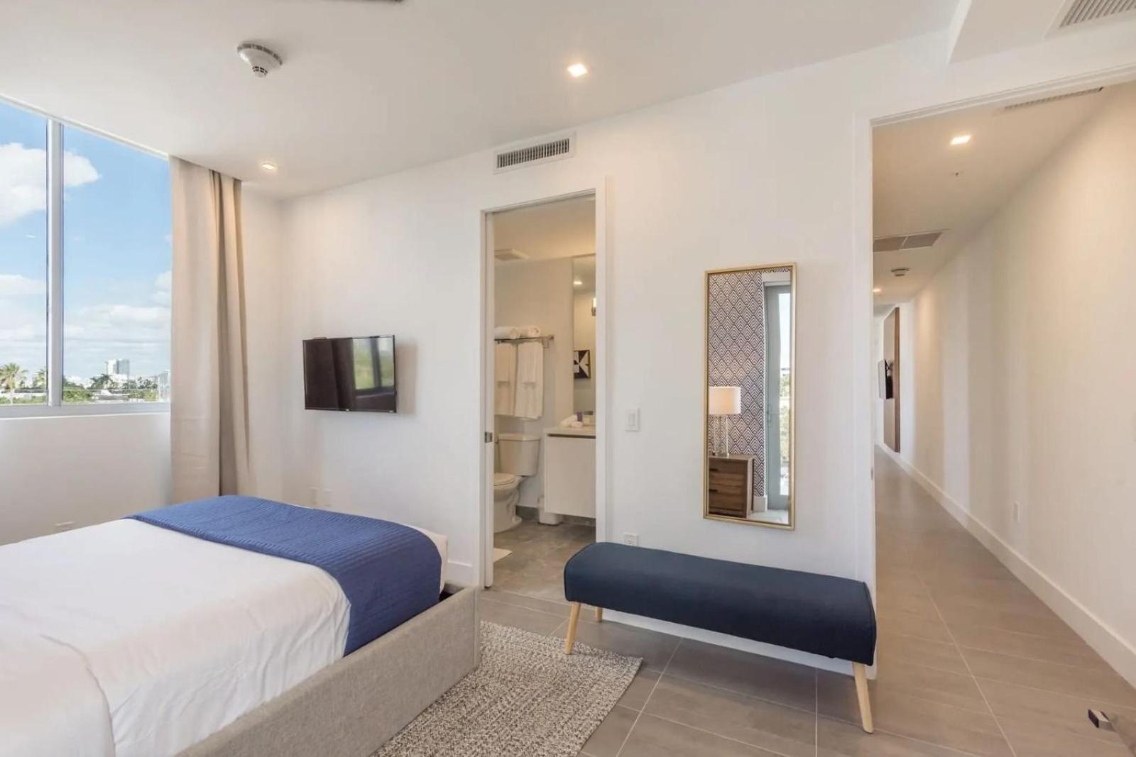 2br South | 5 Min To | Modern & Cozy Apartment